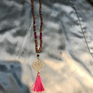32” wood/precious stone necklace